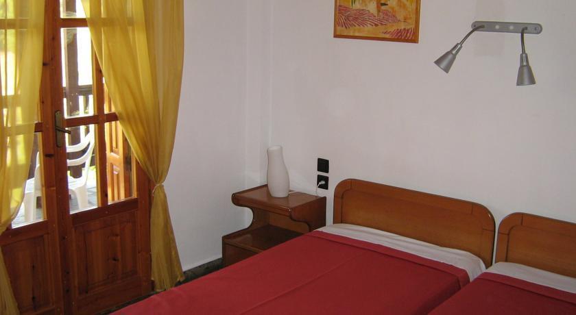 Panormos Palace 호텔 외부 사진